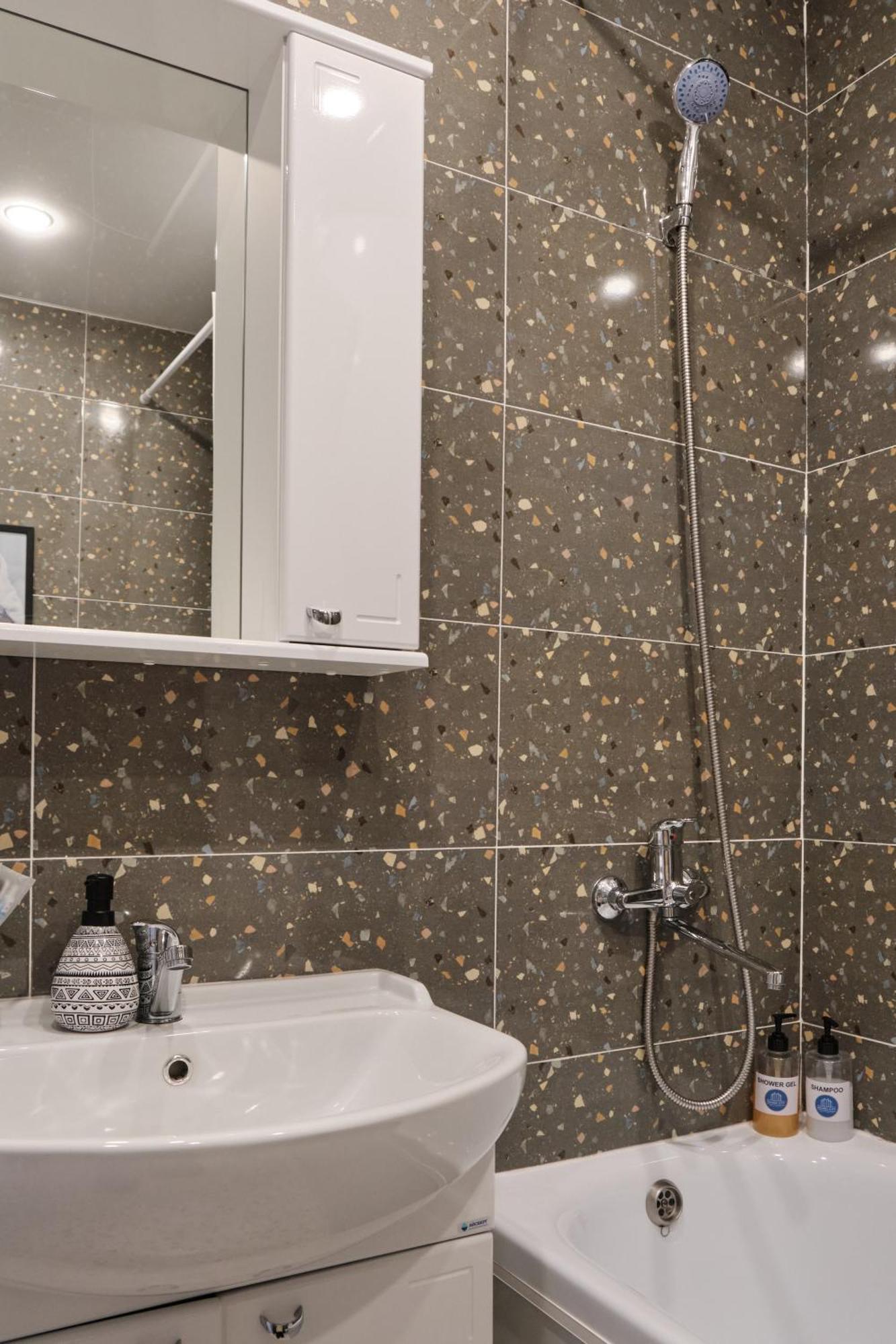 Seven City Apartments Semey Dış mekan fotoğraf